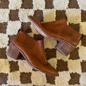 Vintage western cowboy booties